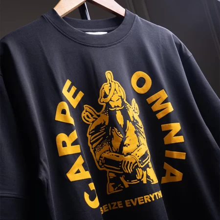 Carpe Omnia Black T-shirt