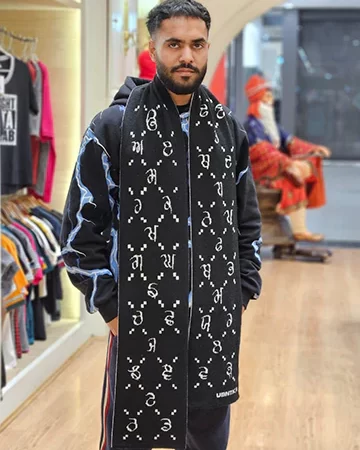 Maa Boli Winter Muffler